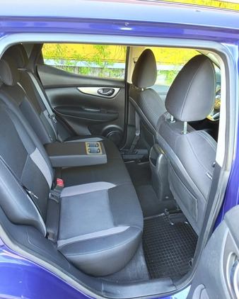 Nissan Qashqai cena 78900 przebieg: 109500, rok produkcji 2018 z Warszawa małe 254